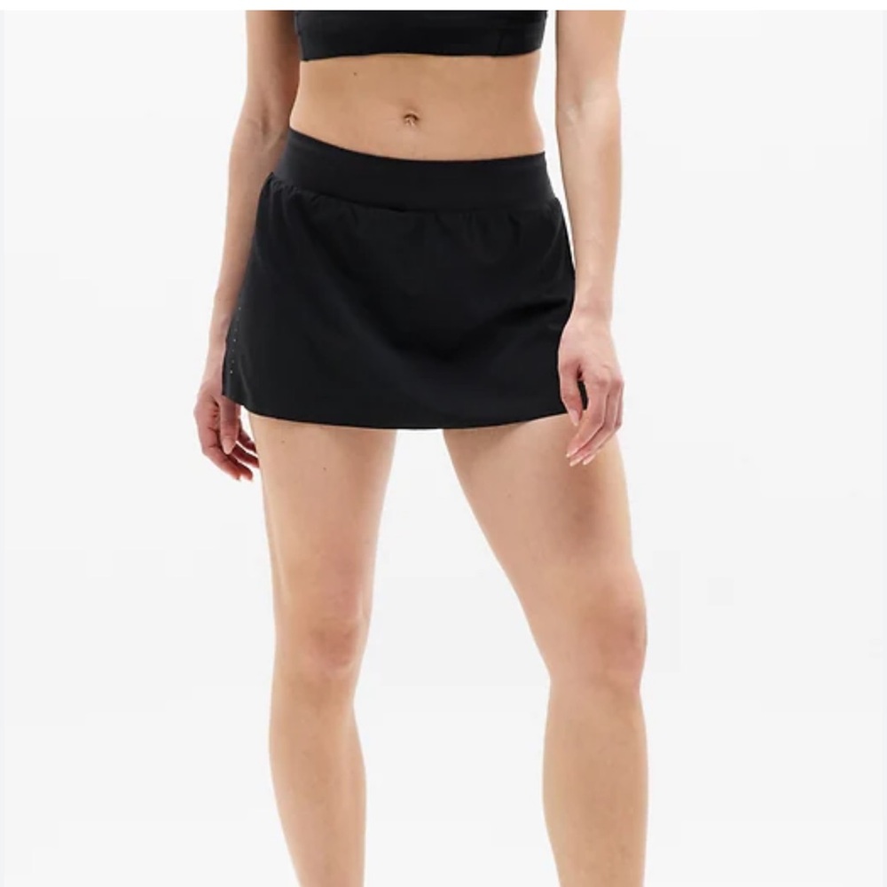 Athleta RUN WITH IT SKORT Size Large